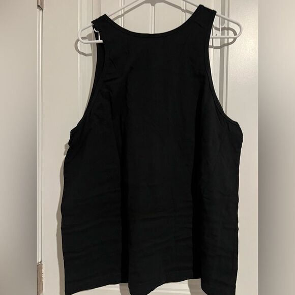 Dragon Ball Z ‘Train Insaiyan' Graphic Tank Top - Picture 5 of 5